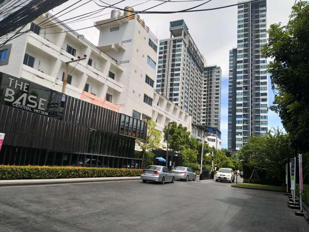 The Base Pattayaアパートホテル エクステリア 写真